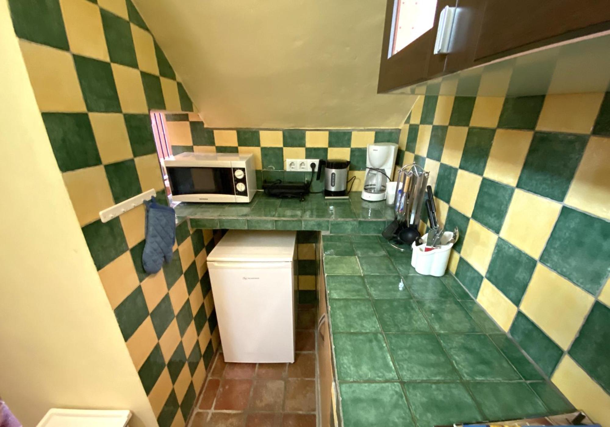Castle Tower Apartment In Rural Holiday Park 'Bernard' Tolox Zewnętrze zdjęcie