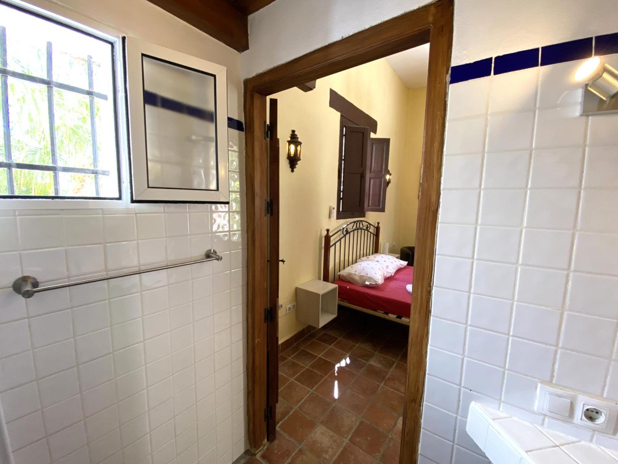 Castle Tower Apartment In Rural Holiday Park 'Bernard' Tolox Zewnętrze zdjęcie