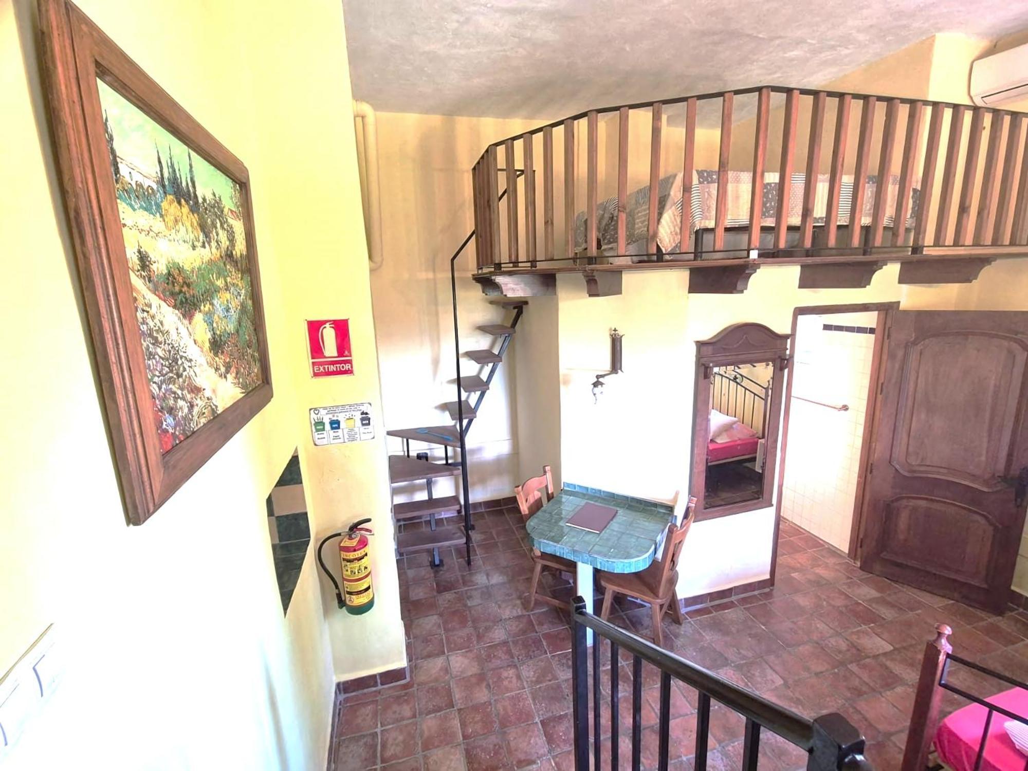 Castle Tower Apartment In Rural Holiday Park 'Bernard' Tolox Zewnętrze zdjęcie