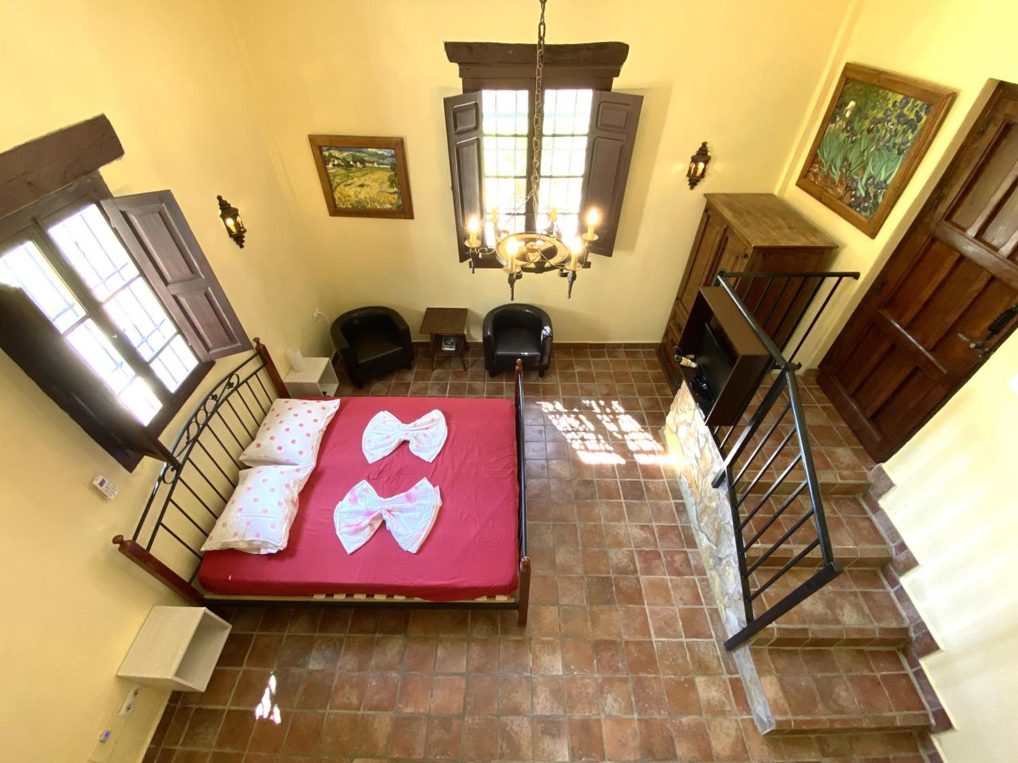 Castle Tower Apartment In Rural Holiday Park 'Bernard' Tolox Zewnętrze zdjęcie